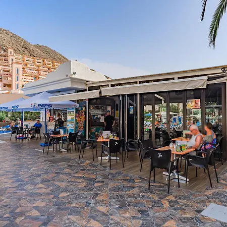 Cosy 1 Bedroom Communal Heated Pool Apartament