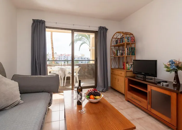 Cosy 1 Bedroom Communal Heated Pool Apartament *