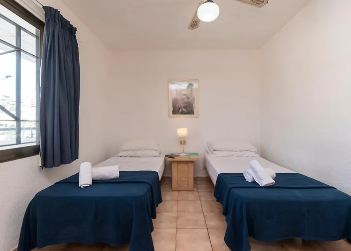 Apartament Cosy 1 Bedroom Communal Heated Pool *