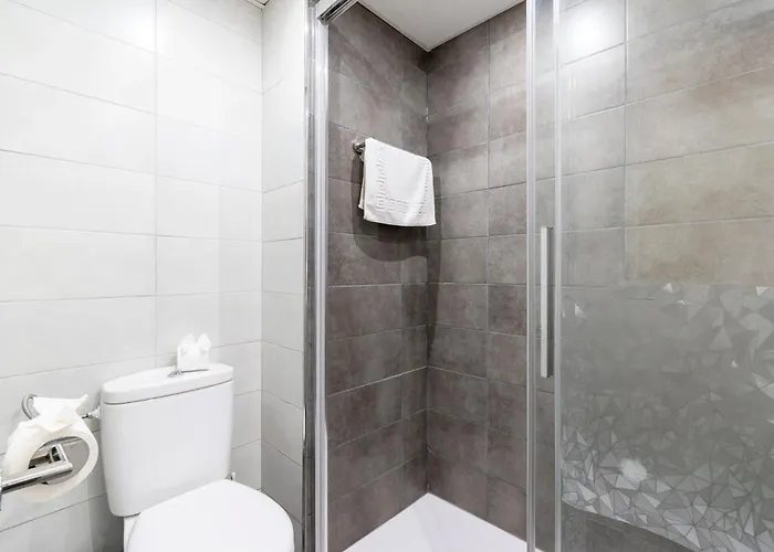 Cosy 1 Bedroom Communal Heated Pool Apartament Los Cristianos (Tenerife)