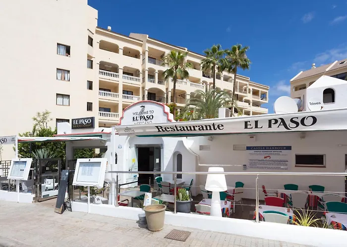 Cosy 1 Bedroom Communal Heated Pool