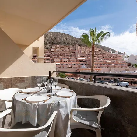 Apartament Cosy 1 Bedroom Communal Heated Pool