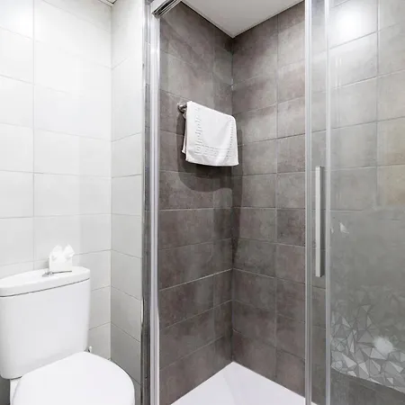 Cosy 1 Bedroom Communal Heated Pool Apartament Los Cristianos (Tenerife)