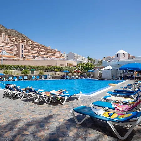 Cosy 1 Bedroom Communal Heated Pool Διαμέρισμα